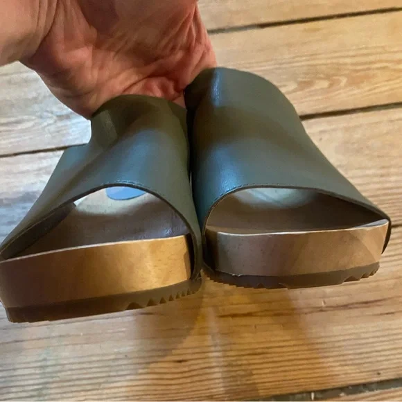 NWOB Eileen Fisher Women's Green Leather Mule Sandals/Slides, Sz 9.5 - Picture 6 of 8